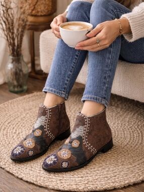 NWT.MEHER KAKALIA Women's  ankle boots MULTI GRISQUEEN size 10
